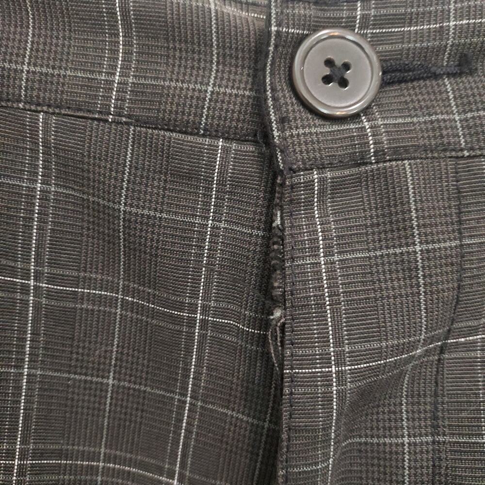 Hurley Black w/White Plaid Casual Shorts Size 38 - Picture 4 of 10